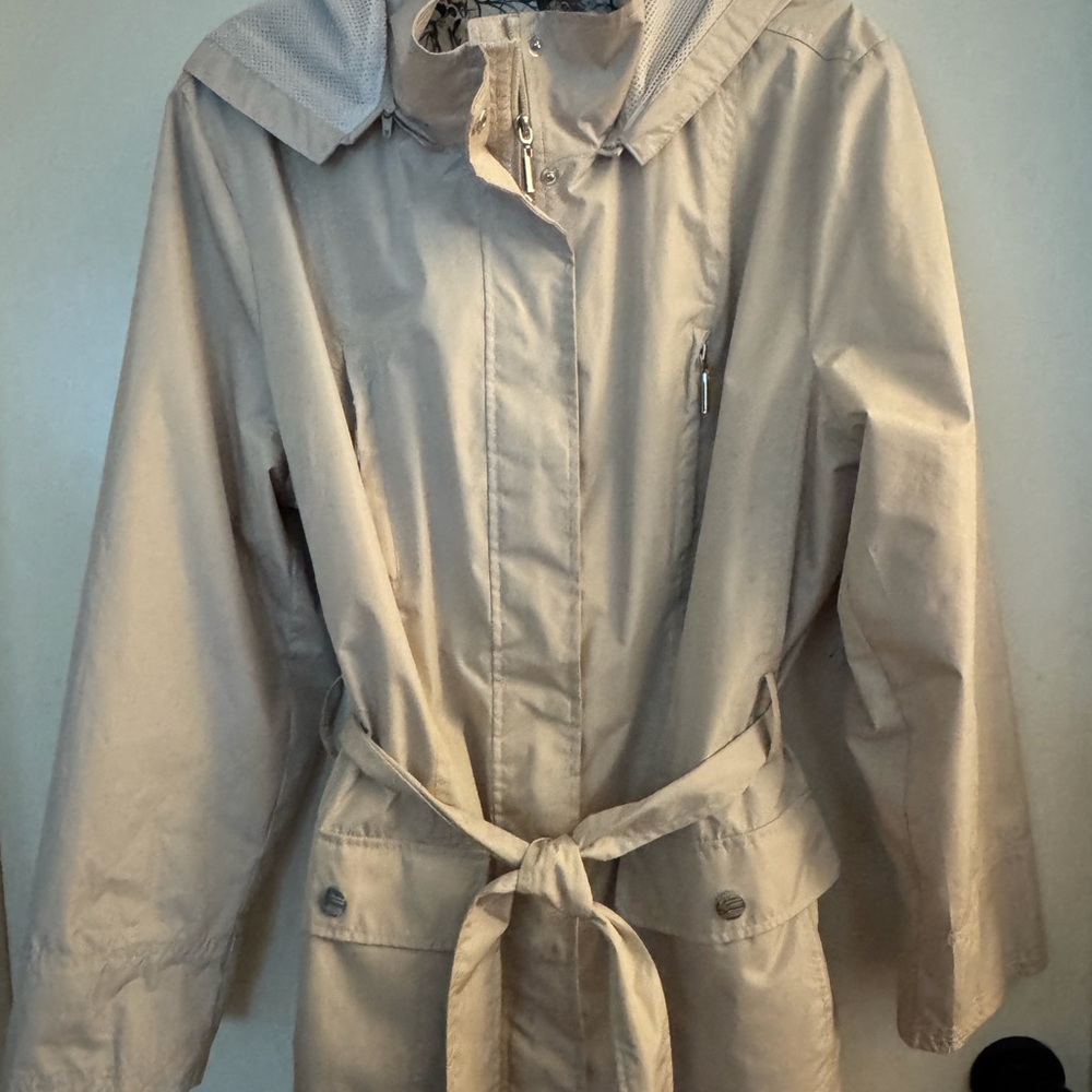 Elegant Beige Hooded Trench Coat
